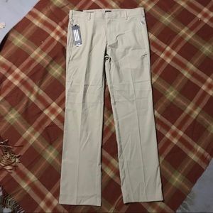 New W/Tag Women’s Adidas Khaki Golf Pant 32x32